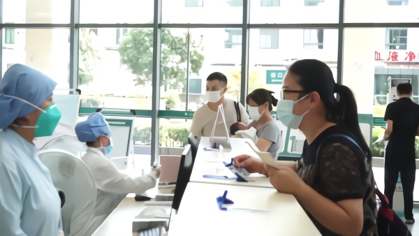 连云港最新上海24小时套医保卡方法分析(最方便真实的连云港24小时医保取现回收商家方法)